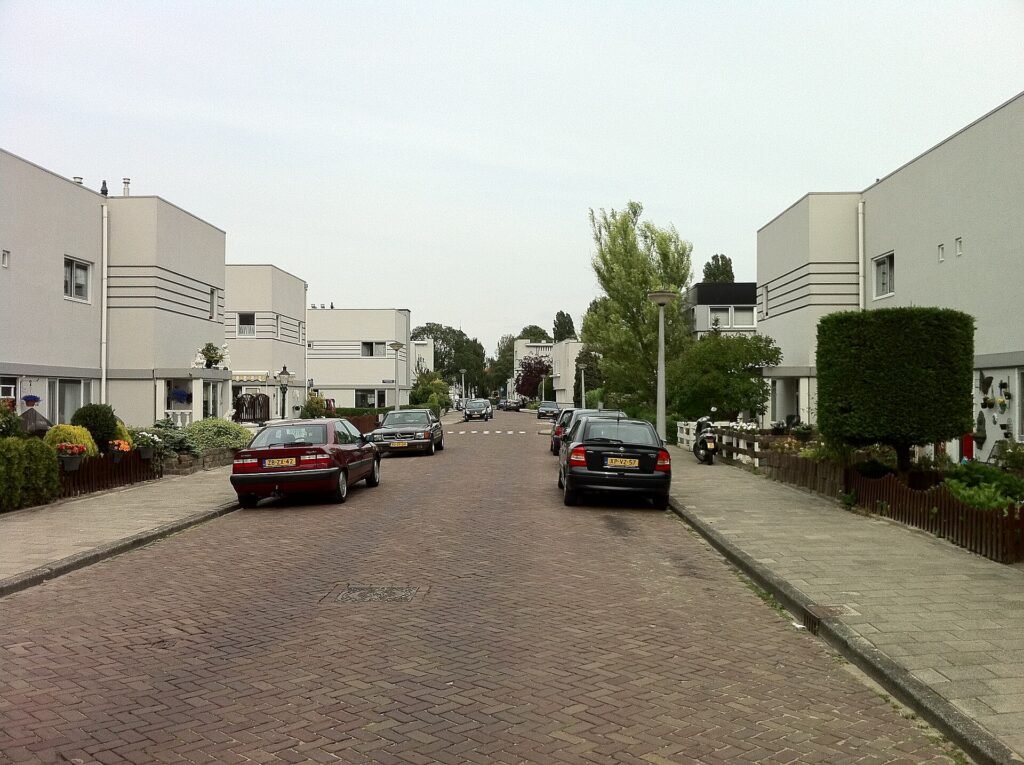 1920px-Veeteeltstraat_Amsterdam