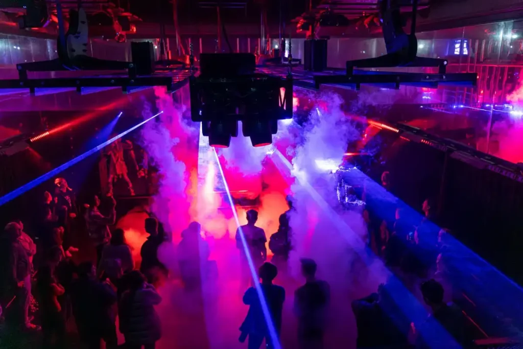 Amsterdam Dance Elderly brings generations together through music and dancing