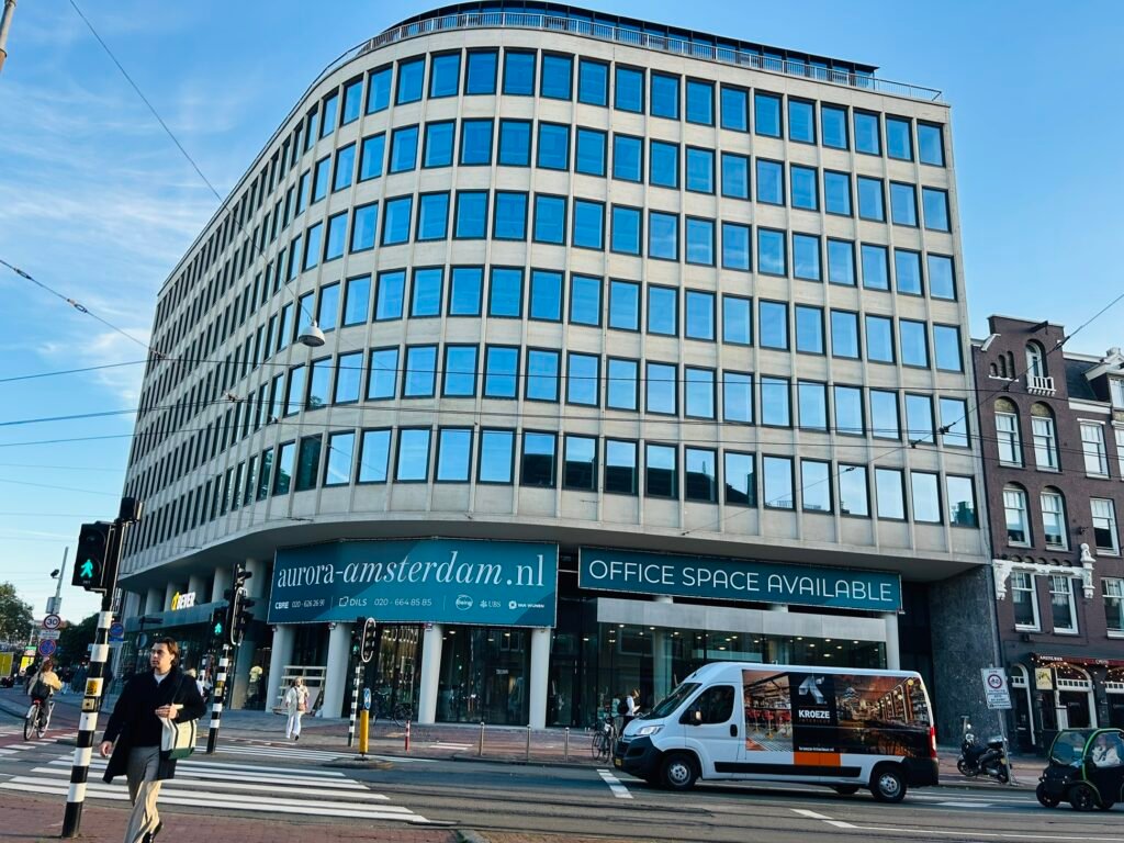 Step inside the modernist Aurora building in Oud-West for free