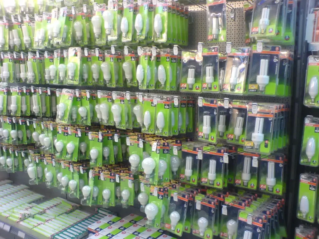 Energy_saving_light_bulbs