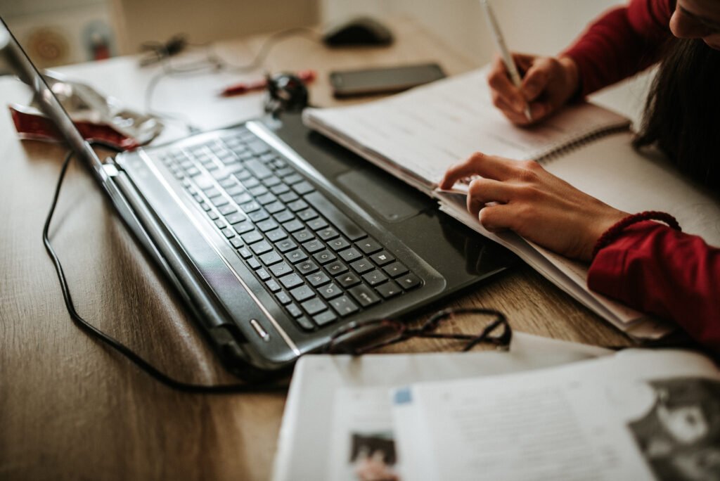Female_freelancer_working_at_home
