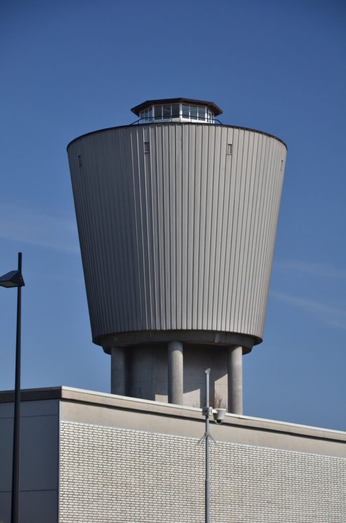 Dierendag in het Licht: neighborhood pets on the water tower