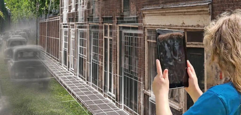 Launch of the Kattenburg Atlas, with VR walks along the old wall