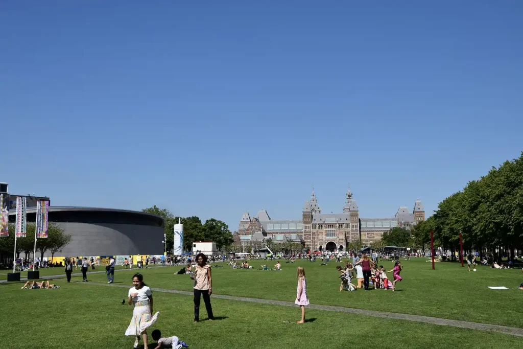 Museumplein in Amsterdam-Zuid with the Rijksmuseum